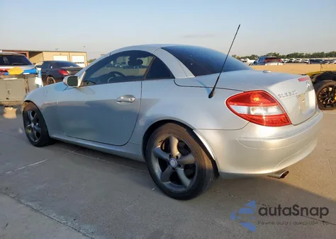 2006 Mercedes-Benz Slk 350 из США, поврежденный, VIN WDBWK56F16F087991